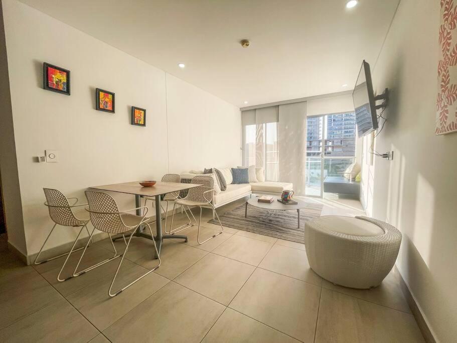 Exclusive 2 Bedroom Loft Apartment Cartagena